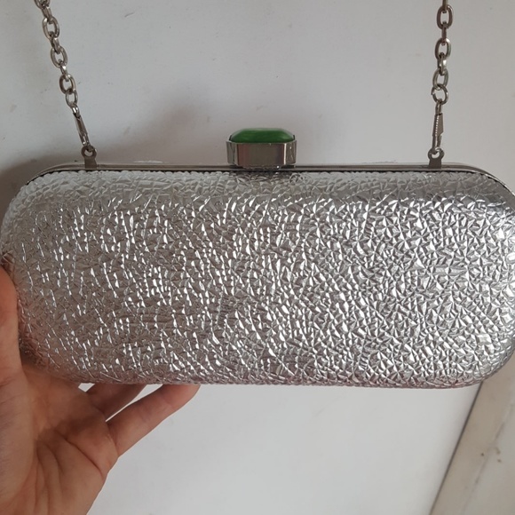Silver Purse - Picture 3 of 6